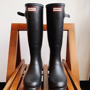 Hunter Boots - Women’s Tall, Matte Black sz. 7